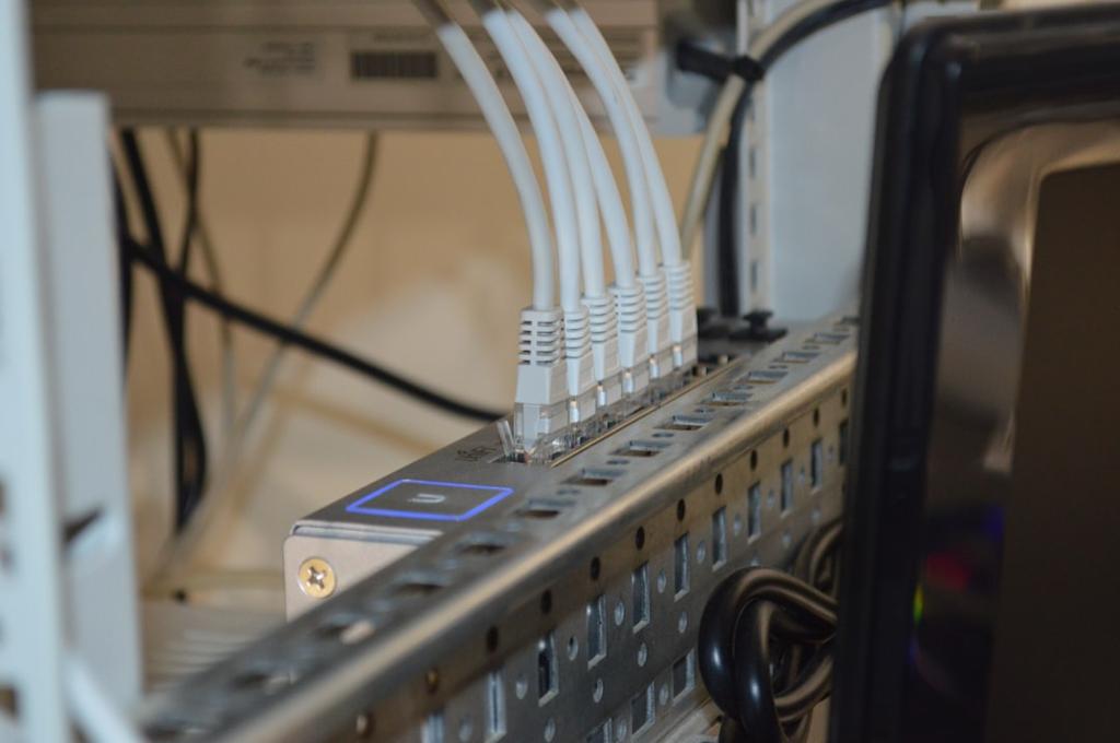 Vpn Ile İnternette Güvenliğinizi Ve Gizliliğinizi Sağlayın